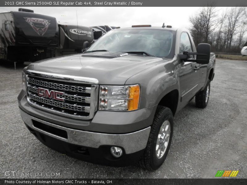 Front 3/4 View of 2013 Sierra 2500HD SLE Regular Cab 4x4