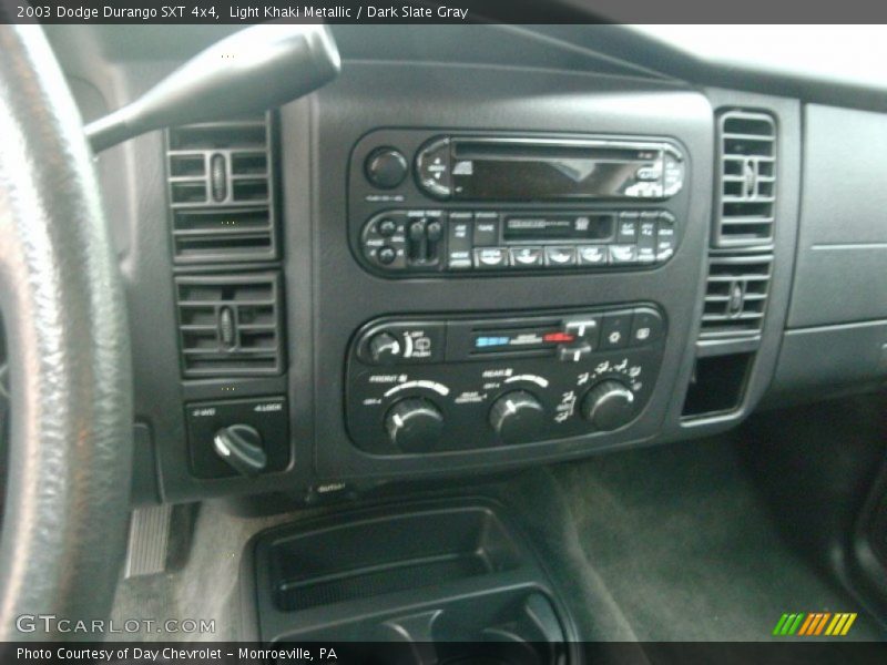 Light Khaki Metallic / Dark Slate Gray 2003 Dodge Durango SXT 4x4