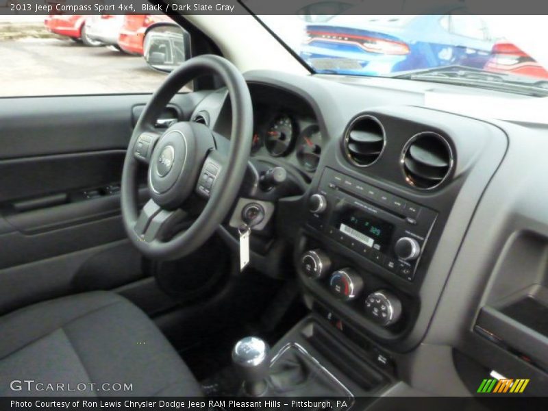 Black / Dark Slate Gray 2013 Jeep Compass Sport 4x4