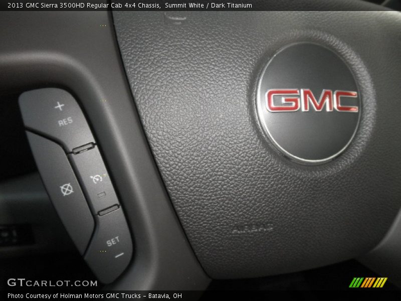 Summit White / Dark Titanium 2013 GMC Sierra 3500HD Regular Cab 4x4 Chassis