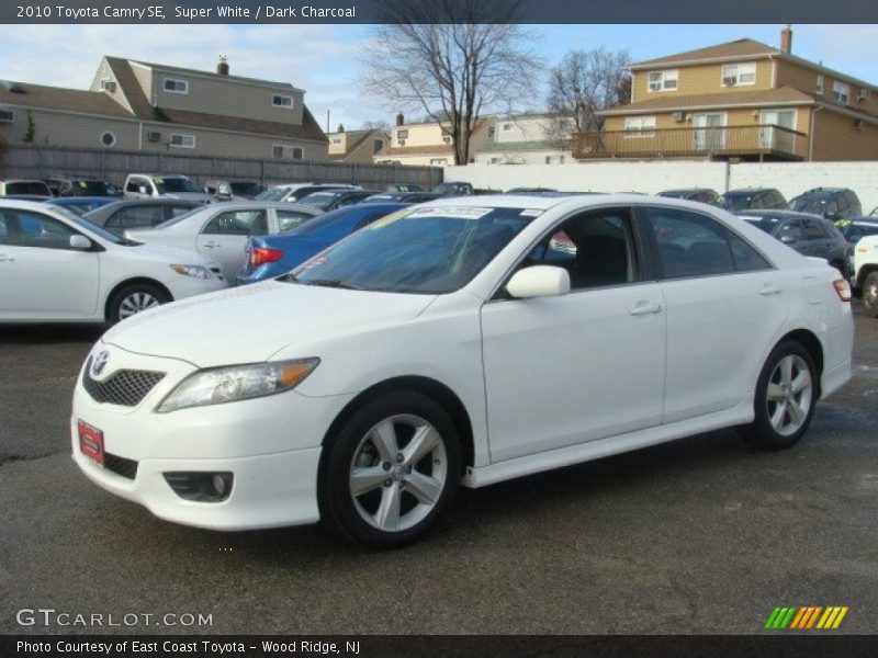 Super White / Dark Charcoal 2010 Toyota Camry SE