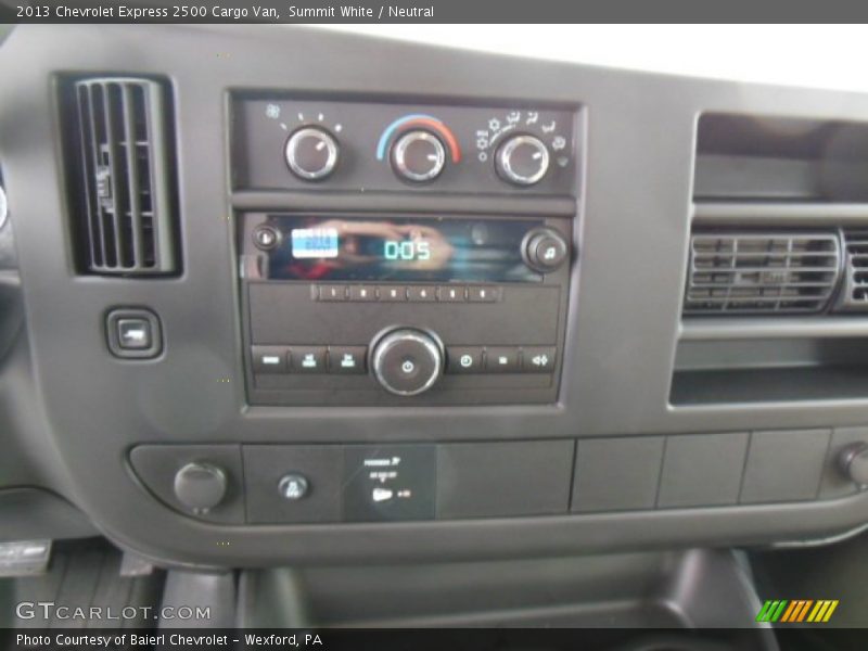 Summit White / Neutral 2013 Chevrolet Express 2500 Cargo Van