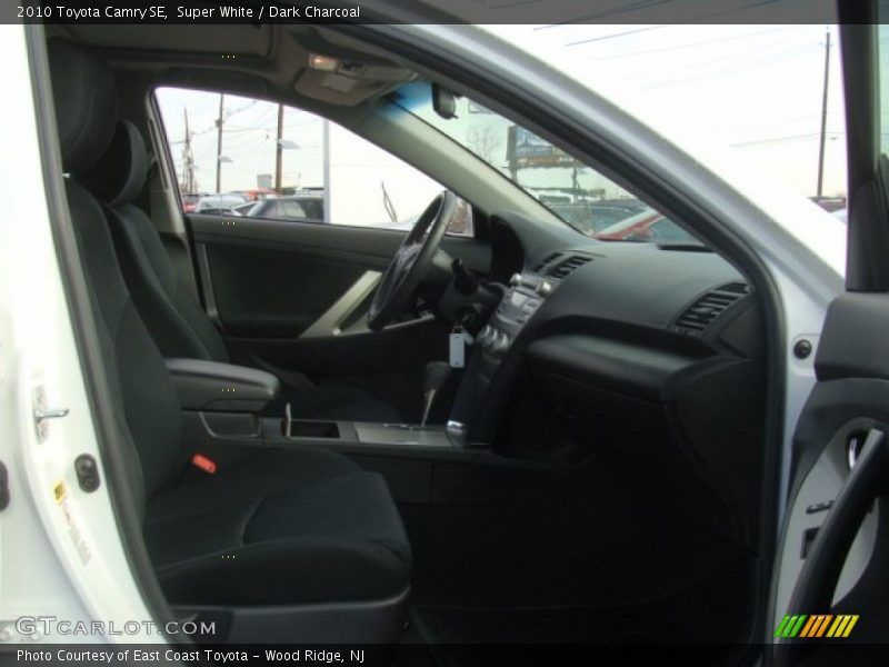 Super White / Dark Charcoal 2010 Toyota Camry SE