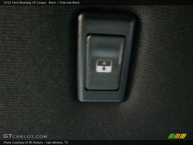 Black / Charcoal Black 2013 Ford Mustang V6 Coupe