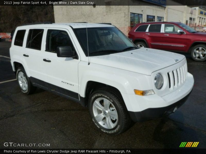 Bright White / Dark Slate Gray 2013 Jeep Patriot Sport 4x4
