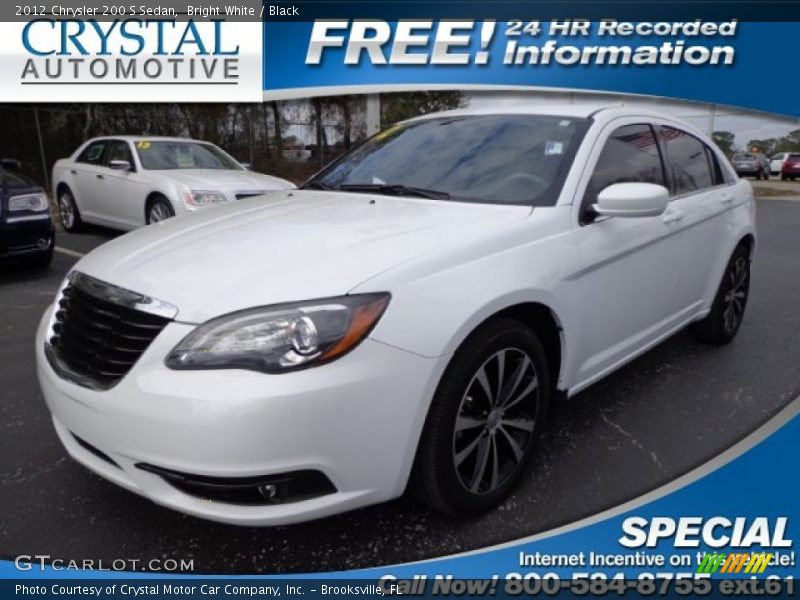 Bright White / Black 2012 Chrysler 200 S Sedan