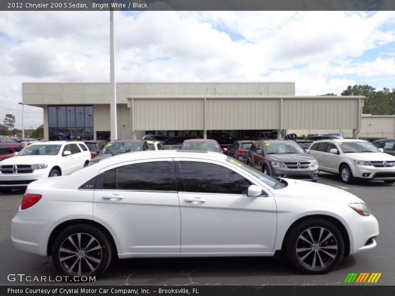 Bright White / Black 2012 Chrysler 200 S Sedan