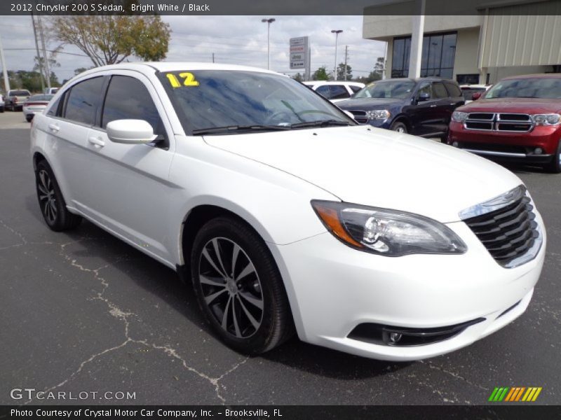 Bright White / Black 2012 Chrysler 200 S Sedan