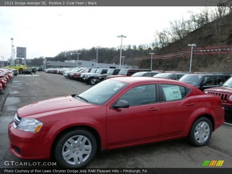 Redline 2-Coat Pearl / Black 2013 Dodge Avenger SE