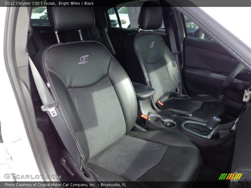 Bright White / Black 2012 Chrysler 200 S Sedan