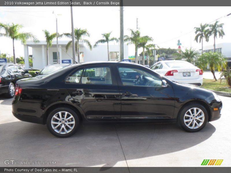 Black / Cornsilk Beige 2010 Volkswagen Jetta Limited Edition Sedan