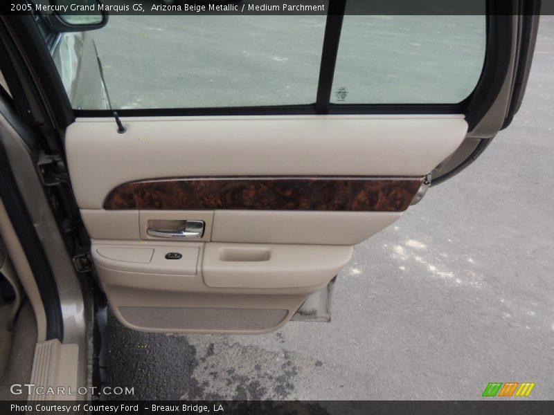 Arizona Beige Metallic / Medium Parchment 2005 Mercury Grand Marquis GS