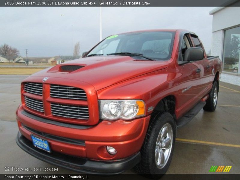Front 3/4 View of 2005 Ram 1500 SLT Daytona Quad Cab 4x4