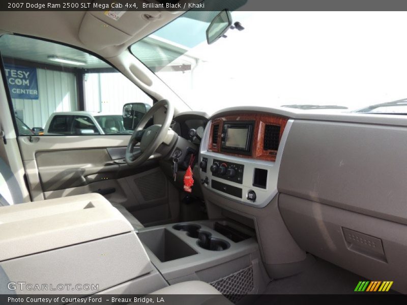 Brilliant Black / Khaki 2007 Dodge Ram 2500 SLT Mega Cab 4x4