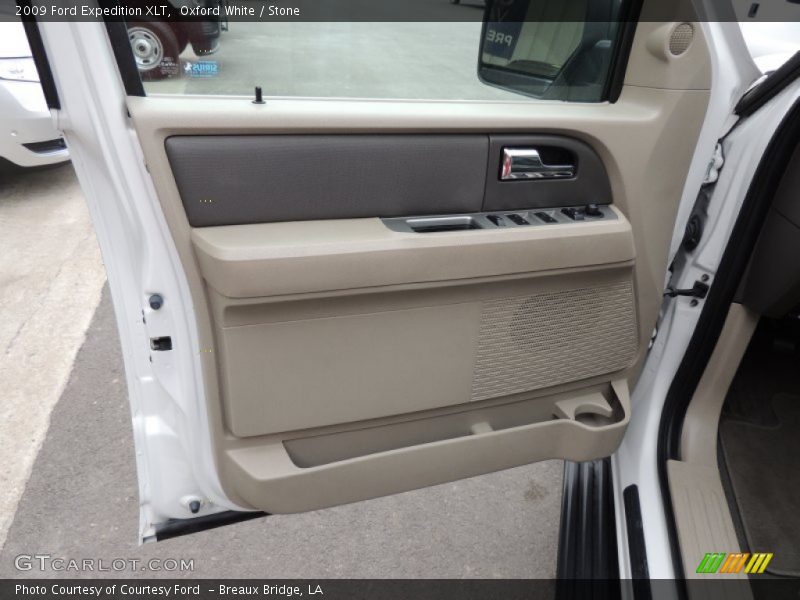 Door Panel of 2009 Expedition XLT