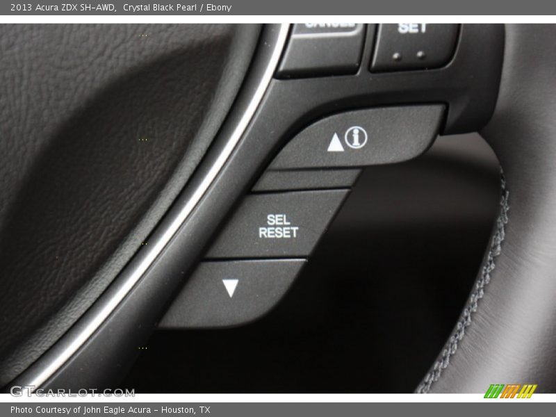 Controls of 2013 ZDX SH-AWD