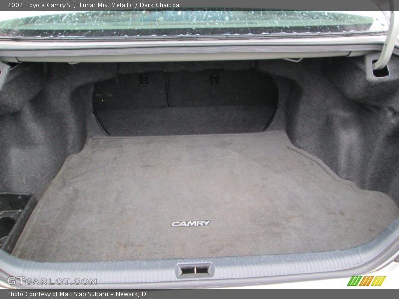 Lunar Mist Metallic / Dark Charcoal 2002 Toyota Camry SE