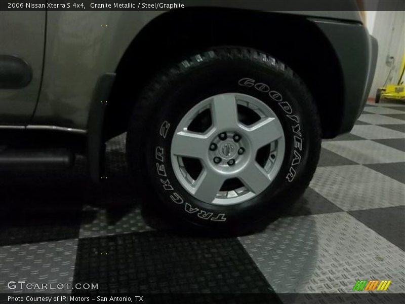 Granite Metallic / Steel/Graphite 2006 Nissan Xterra S 4x4