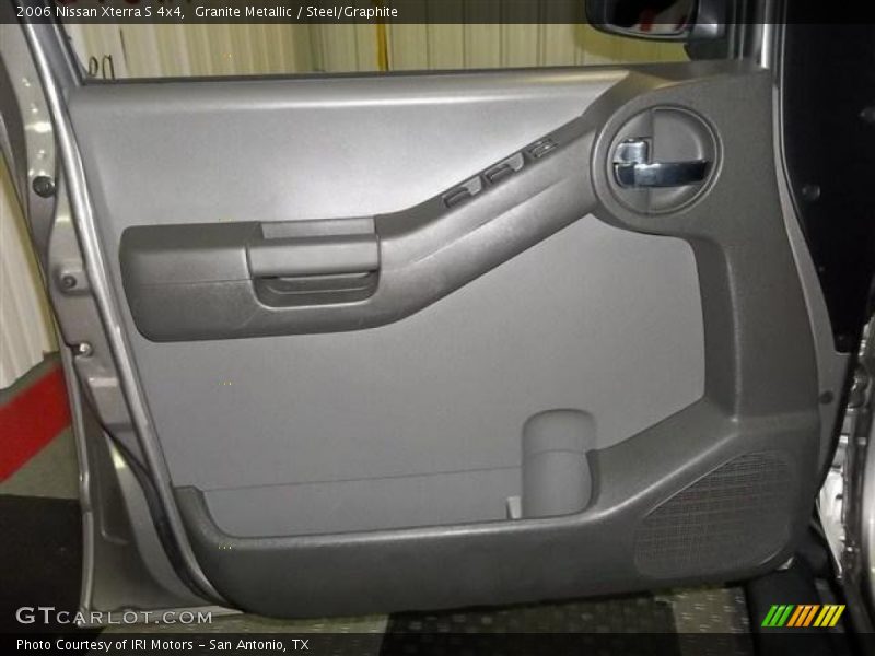 Granite Metallic / Steel/Graphite 2006 Nissan Xterra S 4x4
