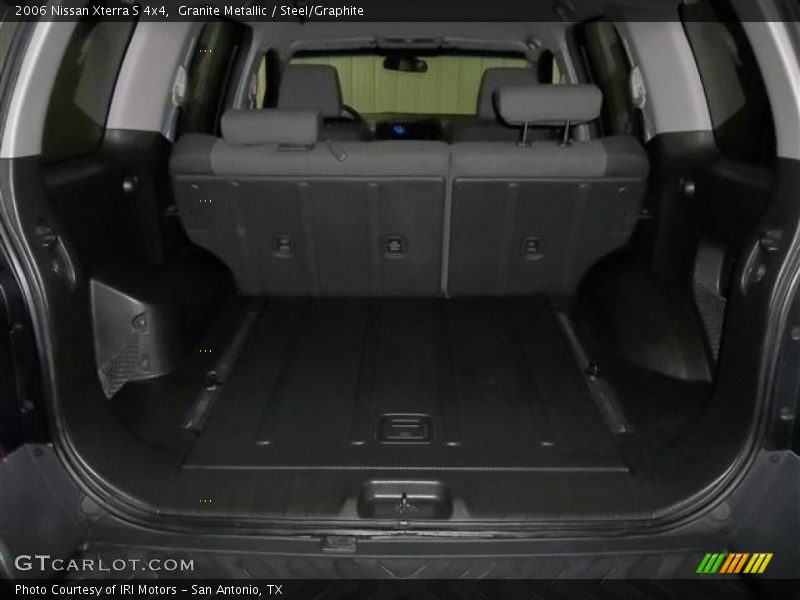 Granite Metallic / Steel/Graphite 2006 Nissan Xterra S 4x4