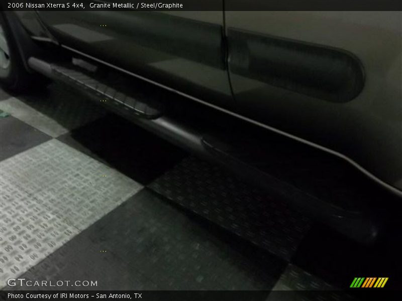 Granite Metallic / Steel/Graphite 2006 Nissan Xterra S 4x4