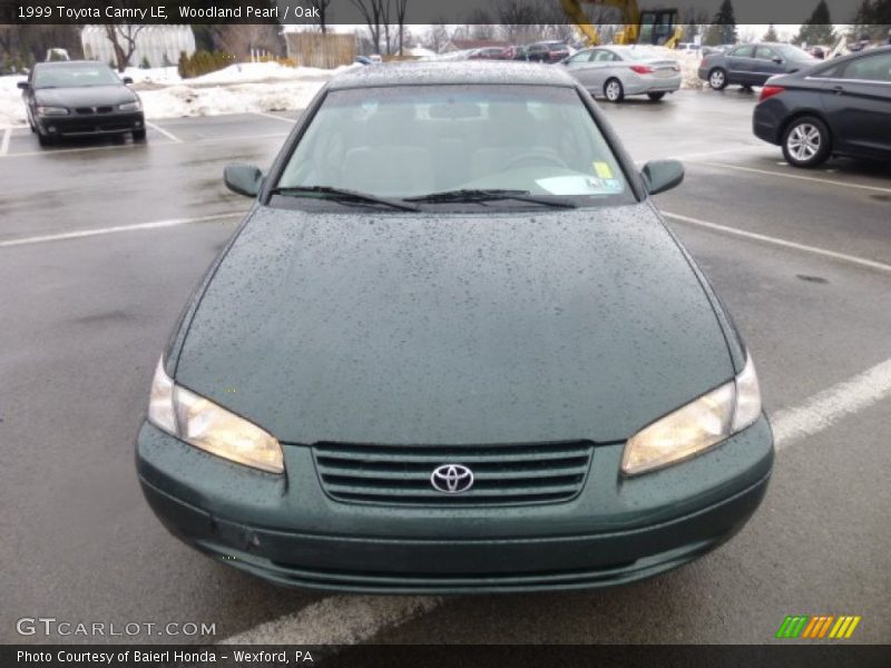 Woodland Pearl / Oak 1999 Toyota Camry LE