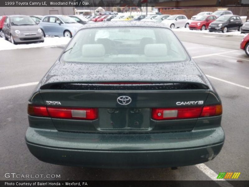 Woodland Pearl / Oak 1999 Toyota Camry LE
