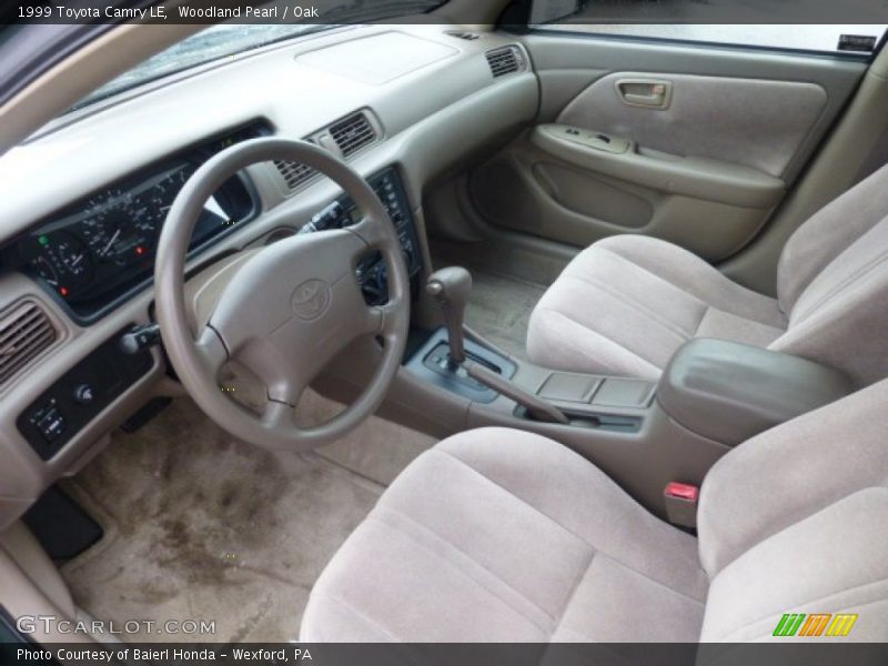 Woodland Pearl / Oak 1999 Toyota Camry LE
