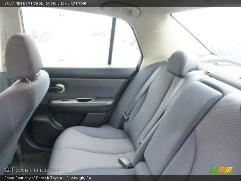 Super Black / Charcoal 2007 Nissan Versa SL