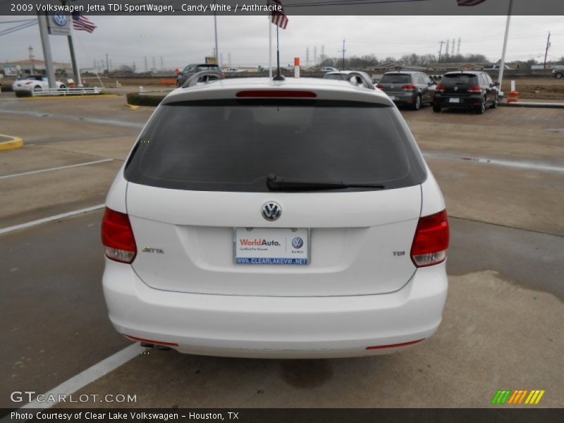 Candy White / Anthracite 2009 Volkswagen Jetta TDI SportWagen