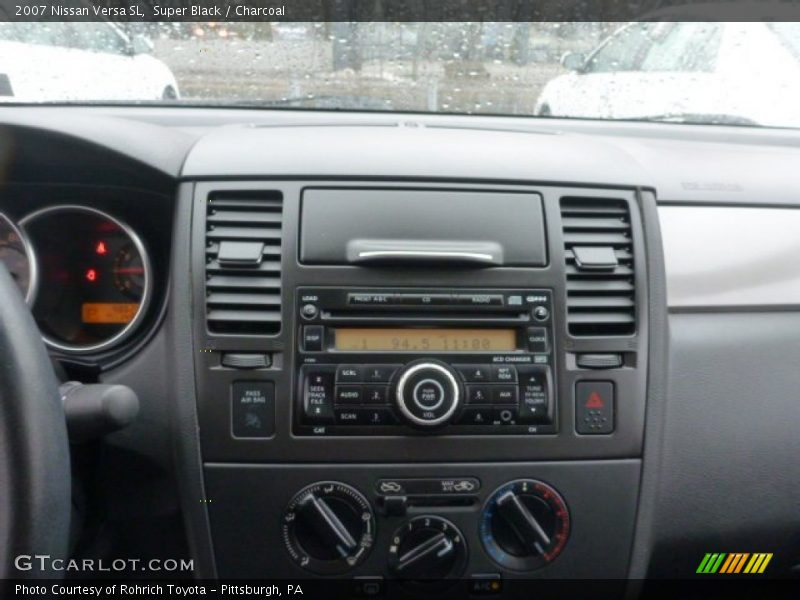 Super Black / Charcoal 2007 Nissan Versa SL