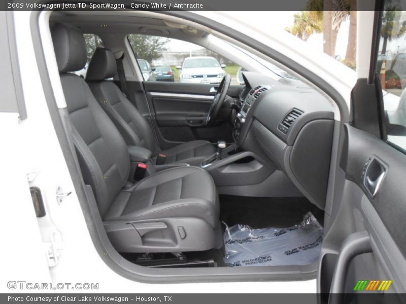 Candy White / Anthracite 2009 Volkswagen Jetta TDI SportWagen