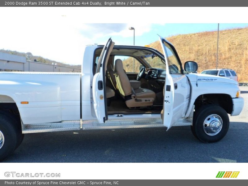 Bright White / Camel/Tan 2000 Dodge Ram 3500 ST Extended Cab 4x4 Dually
