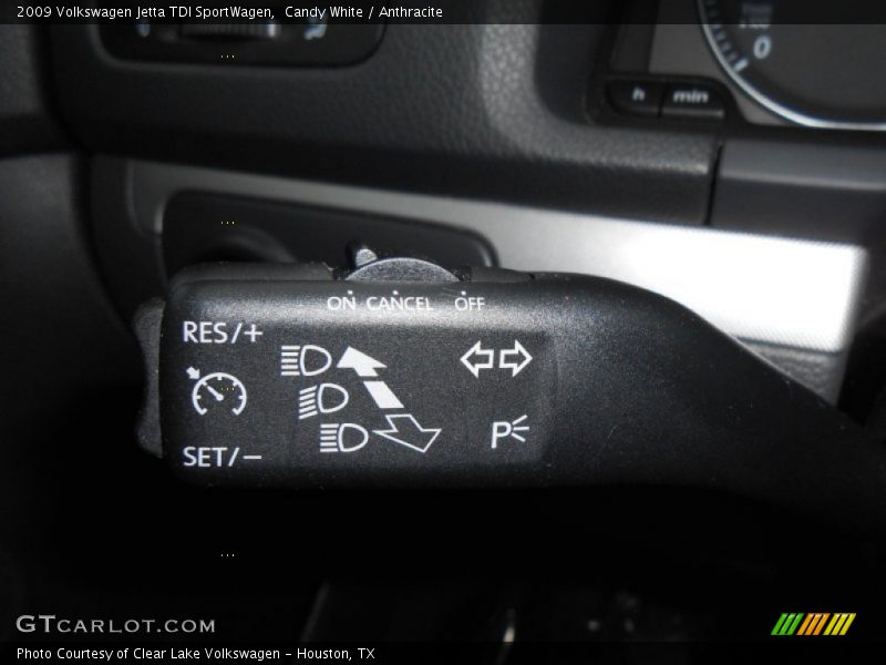 Candy White / Anthracite 2009 Volkswagen Jetta TDI SportWagen
