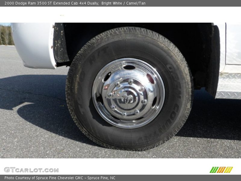  2000 Ram 3500 ST Extended Cab 4x4 Dually Wheel