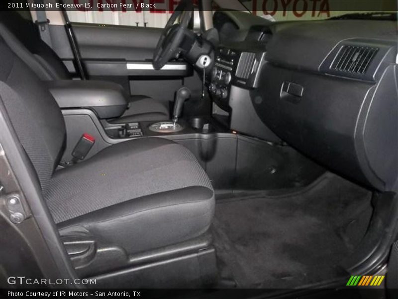 Carbon Pearl / Black 2011 Mitsubishi Endeavor LS