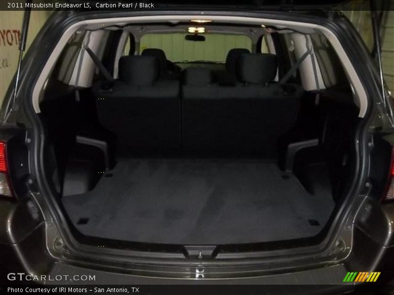 Carbon Pearl / Black 2011 Mitsubishi Endeavor LS