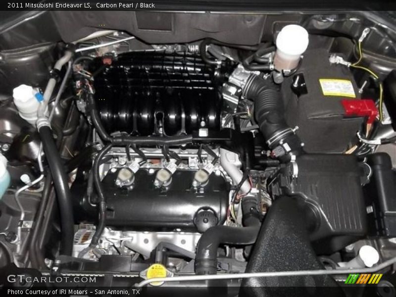 Carbon Pearl / Black 2011 Mitsubishi Endeavor LS