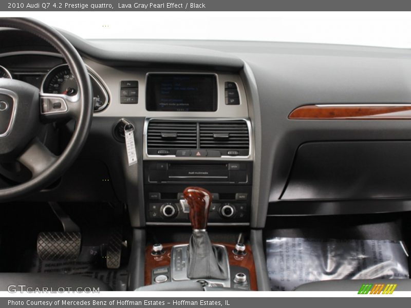 Lava Gray Pearl Effect / Black 2010 Audi Q7 4.2 Prestige quattro