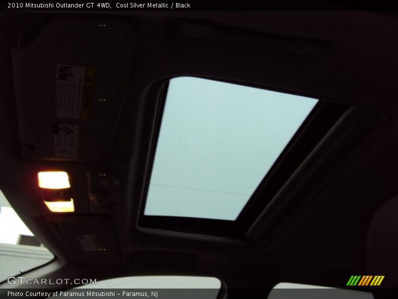 Cool Silver Metallic / Black 2010 Mitsubishi Outlander GT 4WD