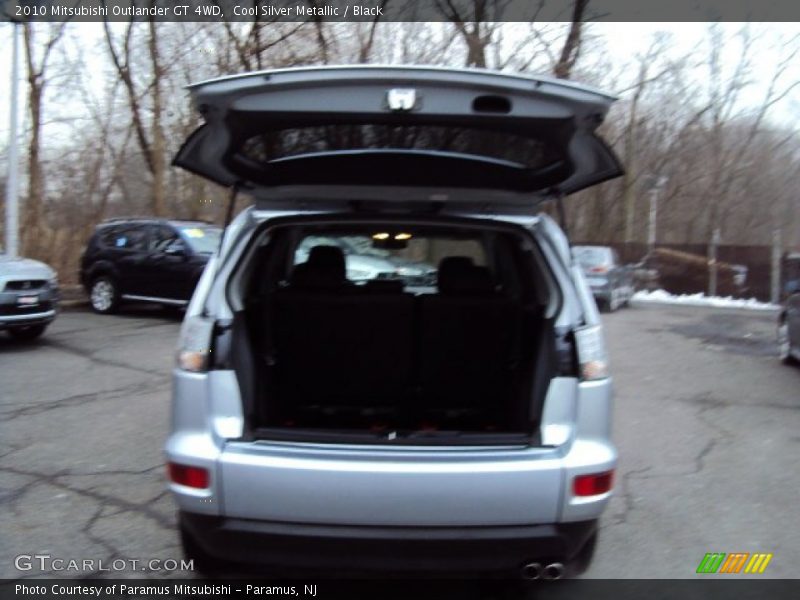 Cool Silver Metallic / Black 2010 Mitsubishi Outlander GT 4WD