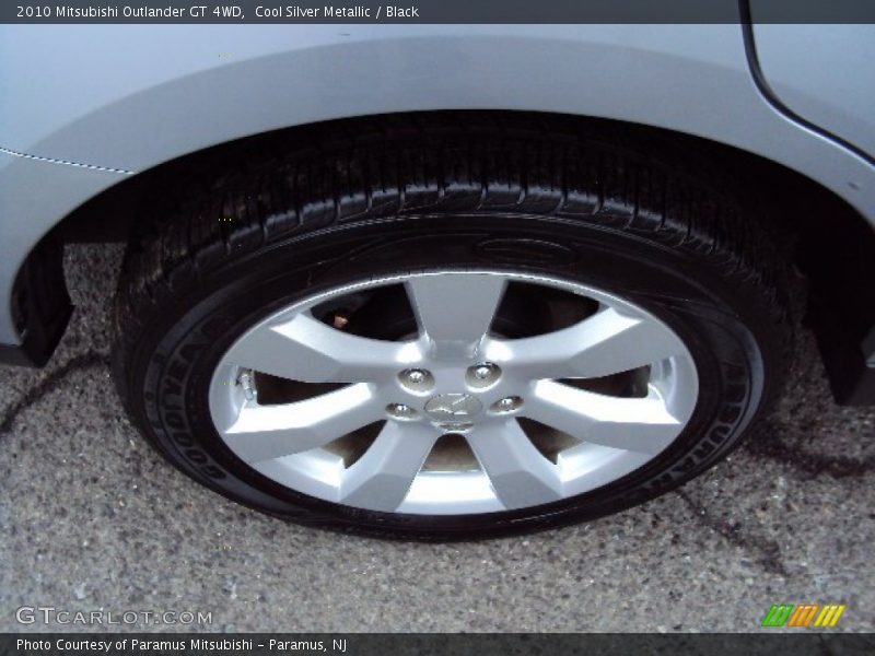 Cool Silver Metallic / Black 2010 Mitsubishi Outlander GT 4WD