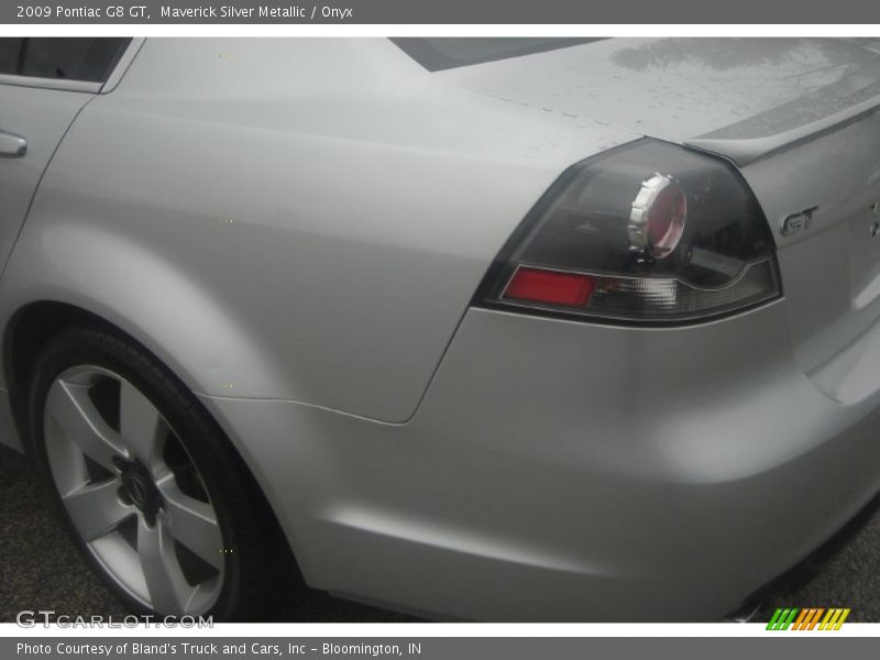 Maverick Silver Metallic / Onyx 2009 Pontiac G8 GT