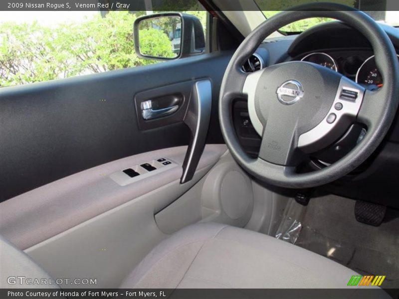 Venom Red / Gray 2009 Nissan Rogue S