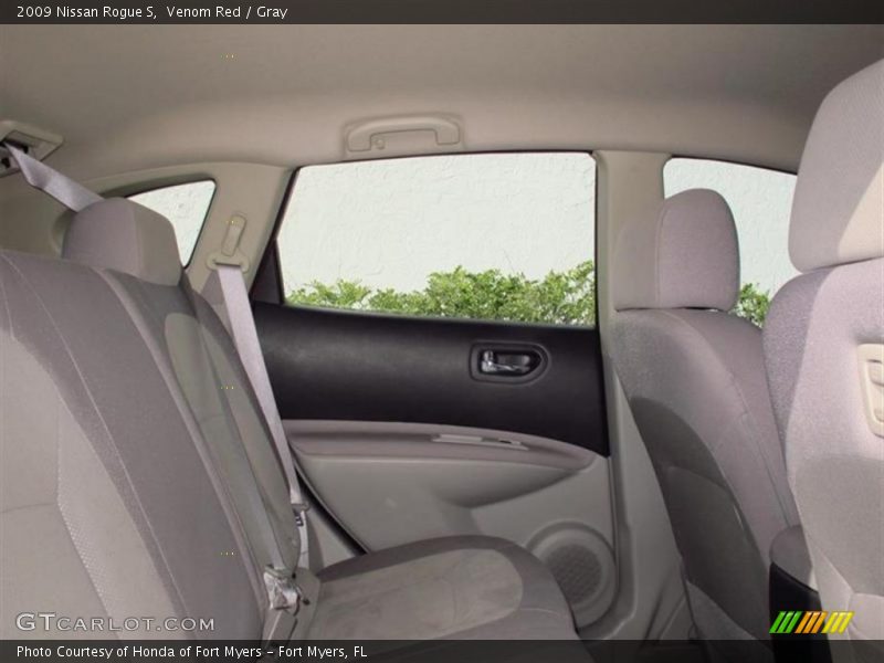 Venom Red / Gray 2009 Nissan Rogue S