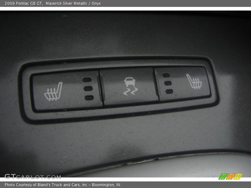 Maverick Silver Metallic / Onyx 2009 Pontiac G8 GT