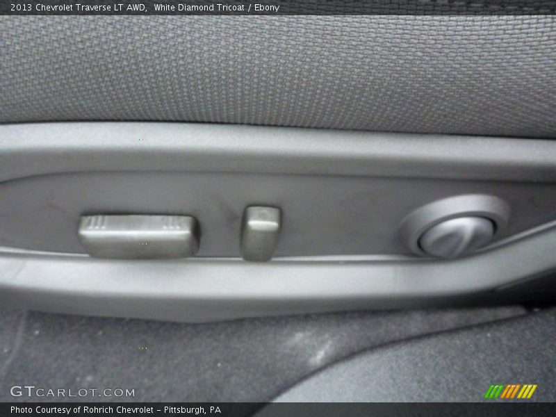 White Diamond Tricoat / Ebony 2013 Chevrolet Traverse LT AWD