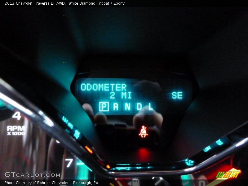 White Diamond Tricoat / Ebony 2013 Chevrolet Traverse LT AWD