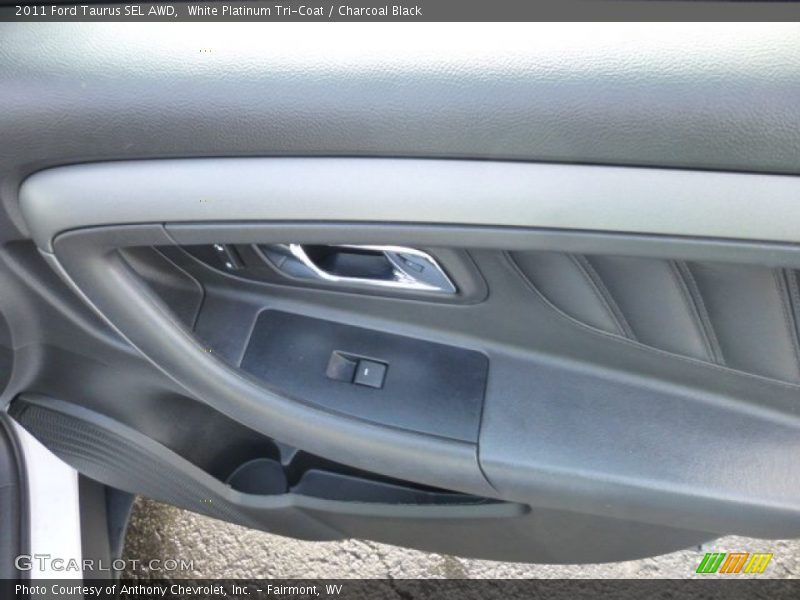 White Platinum Tri-Coat / Charcoal Black 2011 Ford Taurus SEL AWD