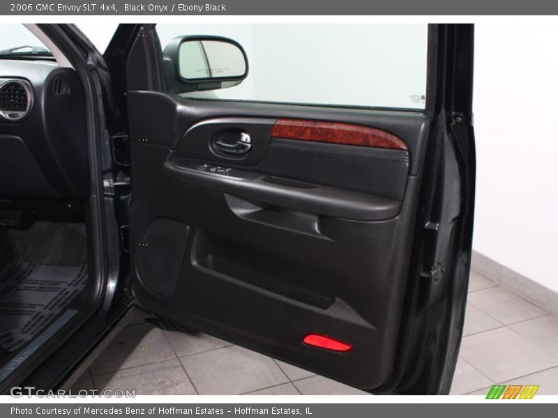 Black Onyx / Ebony Black 2006 GMC Envoy SLT 4x4